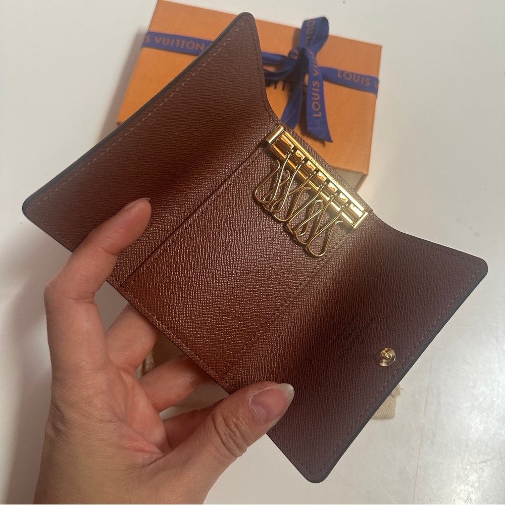 Louis Vuitton Brown Monogram Wallet - Picture 4 of 6